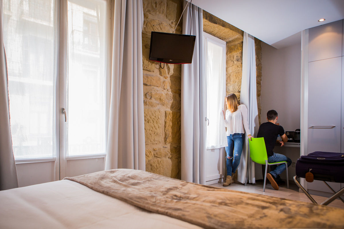 Hotel & Suites Arrizul Gros San Sebastian Room photo