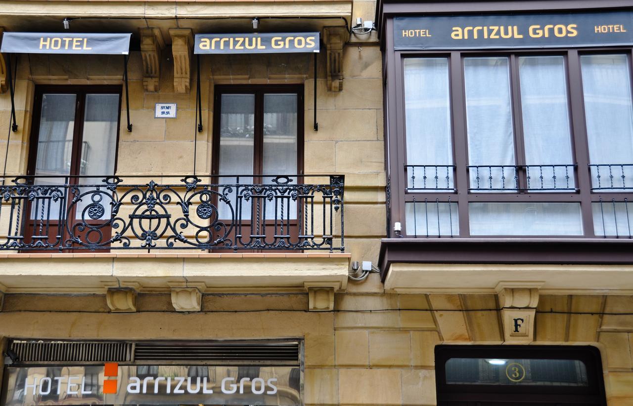 Hotel & Suites Arrizul Gros San Sebastian Exterior photo