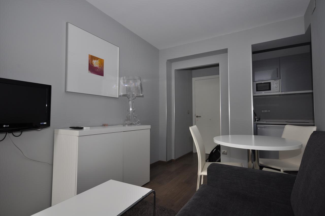 Hotel & Suites Arrizul Gros San Sebastian Exterior photo