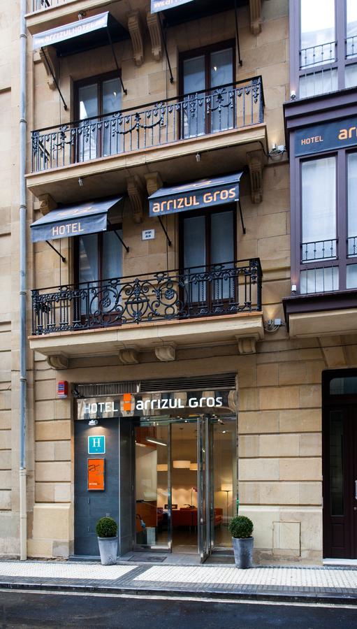 Hotel & Suites Arrizul Gros San Sebastian Exterior photo